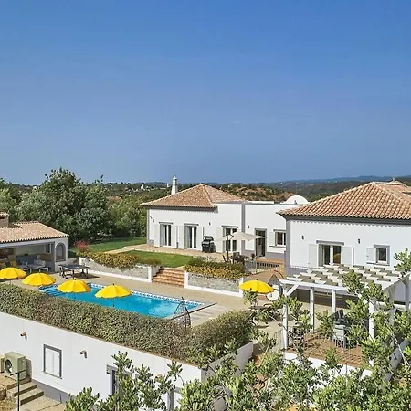 Majestic Pool Daire *